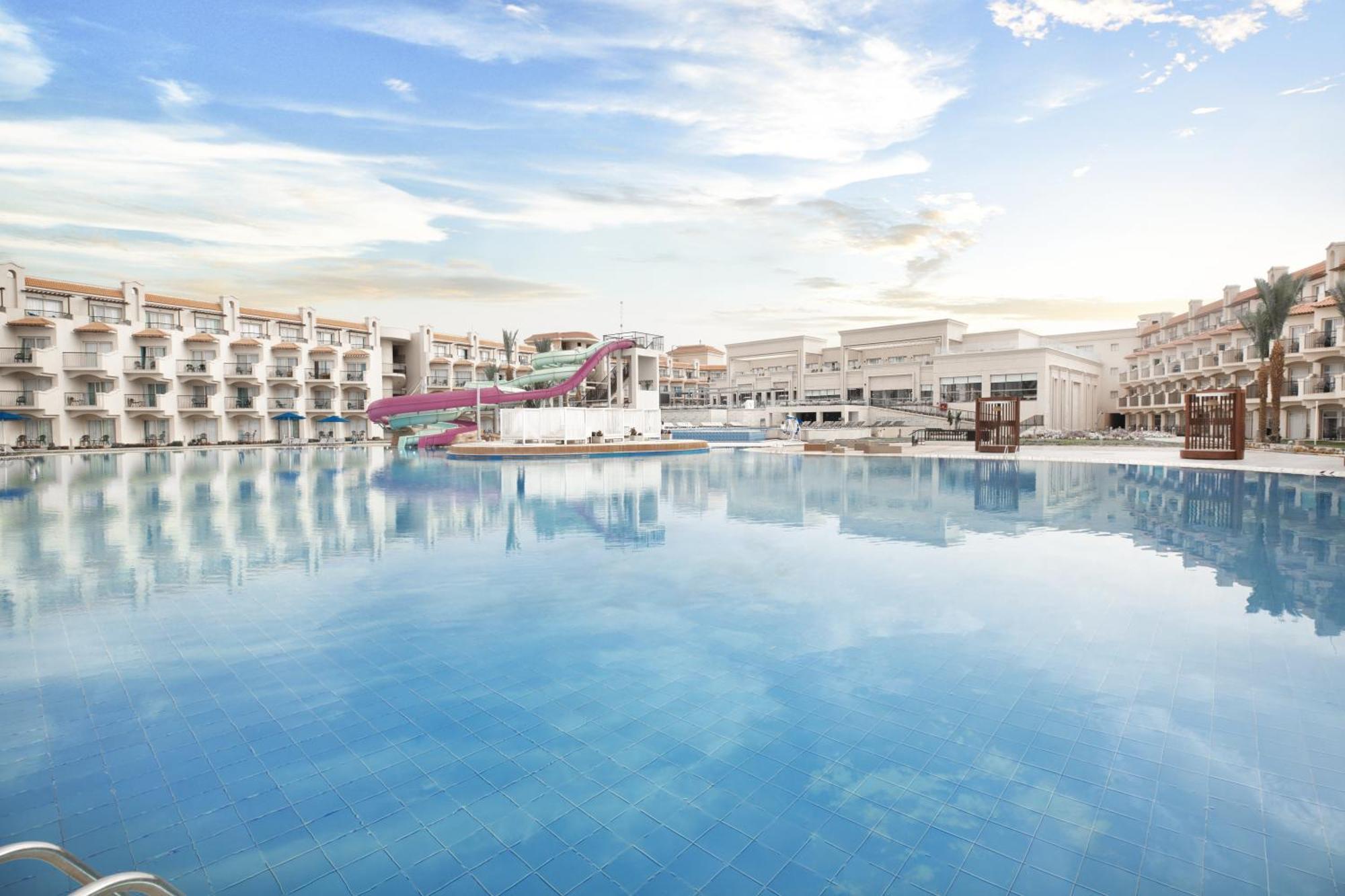 The V Luxury Sahl Hasheesh אתר נופש 5*